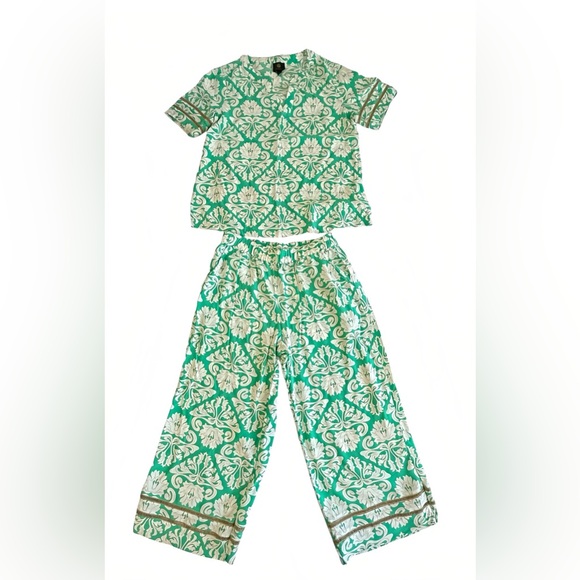 JM Collection Other - JM Collection 2-Piece Lounge Set Women’s S Green White Baroque Print Top & Pants